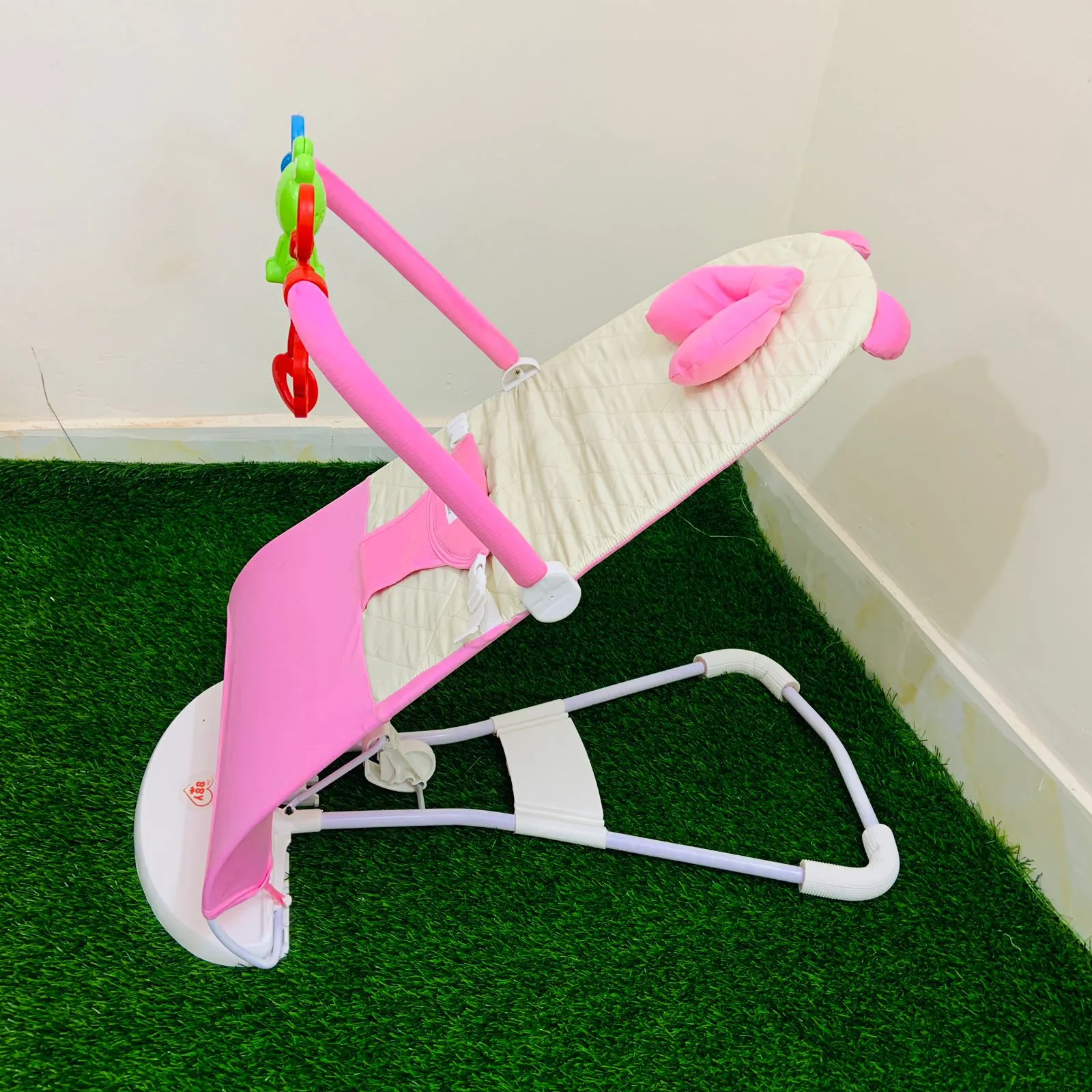 download-2025-11-15T172627.508.webp Love Baby Musical Bouncer - Image 1